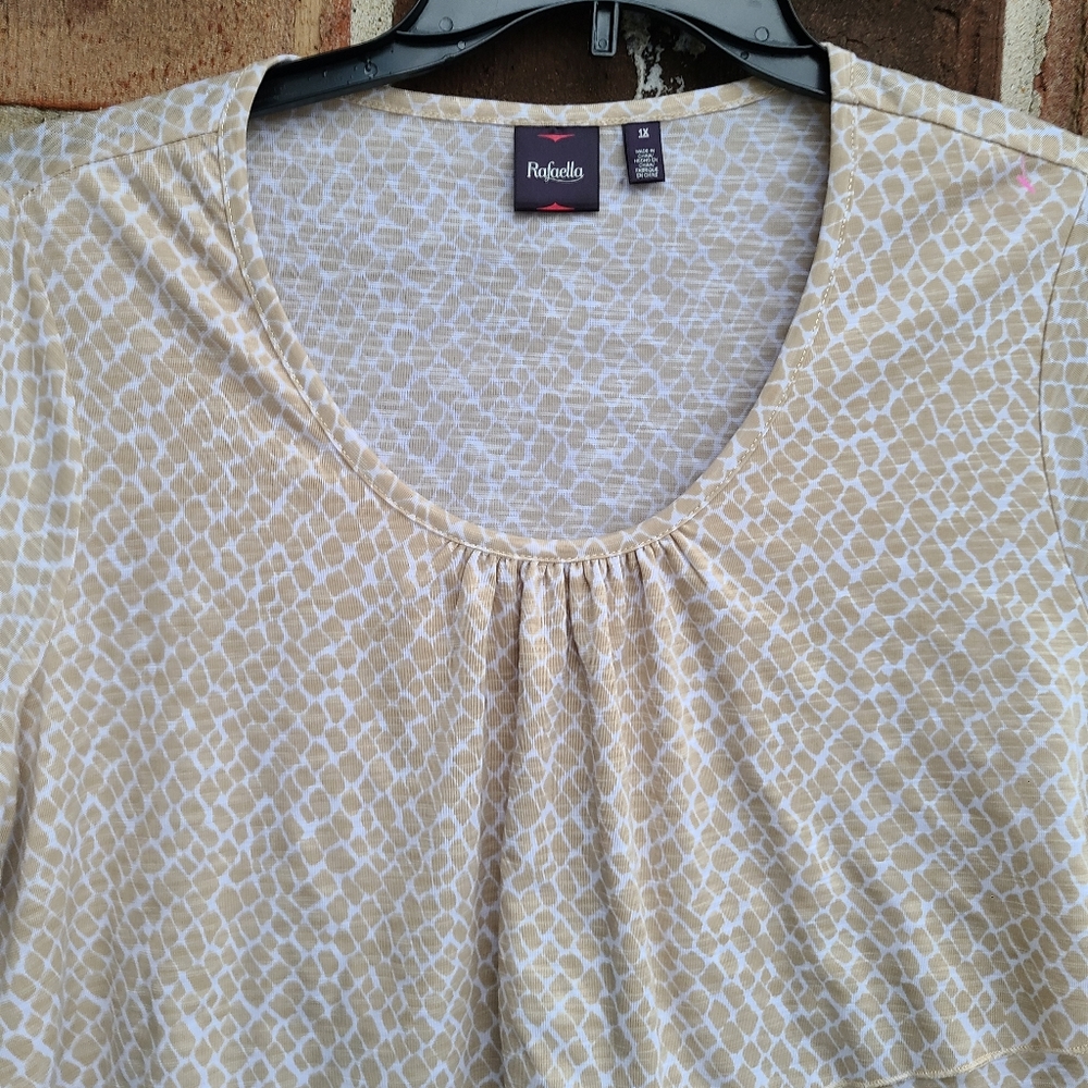 Rafaella Animal Print Ruffle Top - Picture 3 of 9